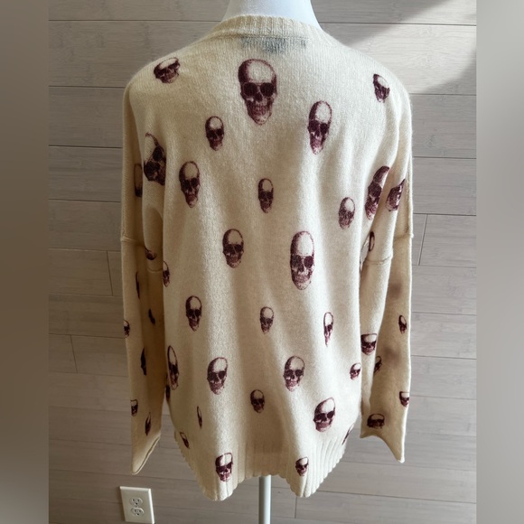 Skull Cashmere Sweater - Picture 5 of 8
